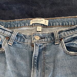 Abercrombie & Fitch Women’s Light Blue 90’s Slim Straight Ultra High Rise Jeans